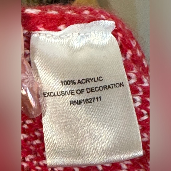 33 Degrees Christmas Cardigan Red & White, small, snowflake design, like new, EC - Picture 5 of 9